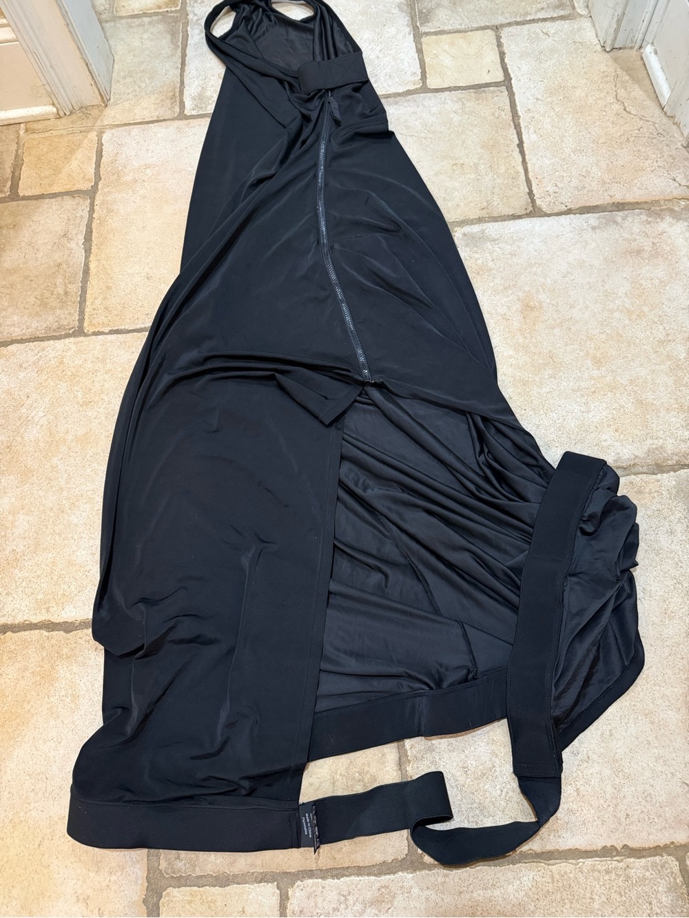 SHIRE’S equestrian brand Sleazy HOOD XL labeled Zippered for easy on / off Black